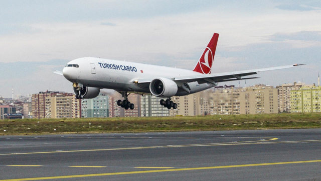 Boeing y Turkish Airlines anuncian acuerdo por tres B777F