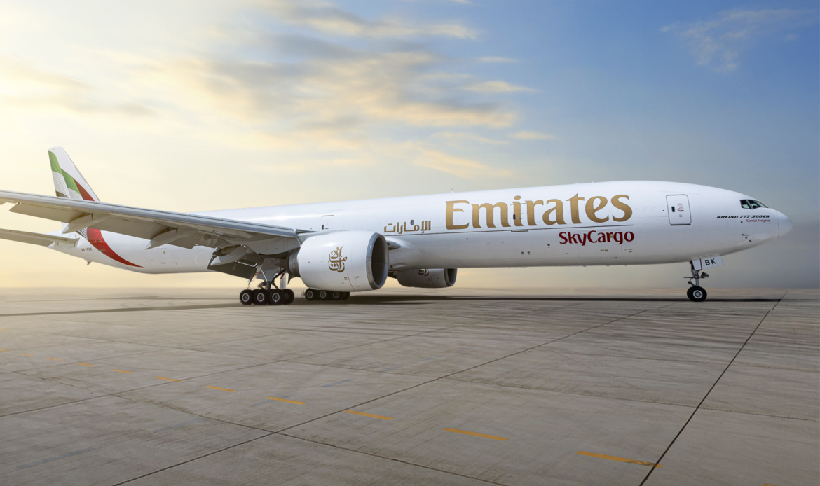 Emirates SkyCargo incorpora su primer Boeing 777-300ERSF