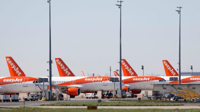 EasyJet deja en tierra la totalidad de su flota