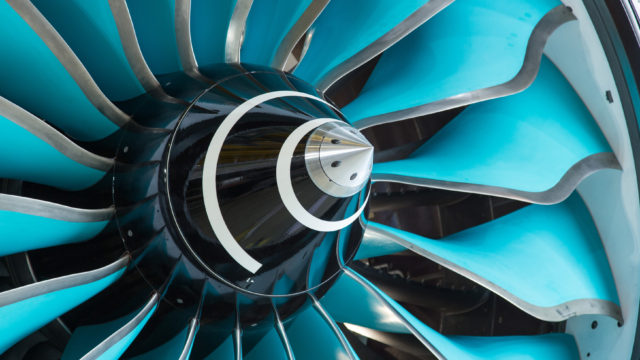 Rolls Royce despedirá a más de 9,000 empleados