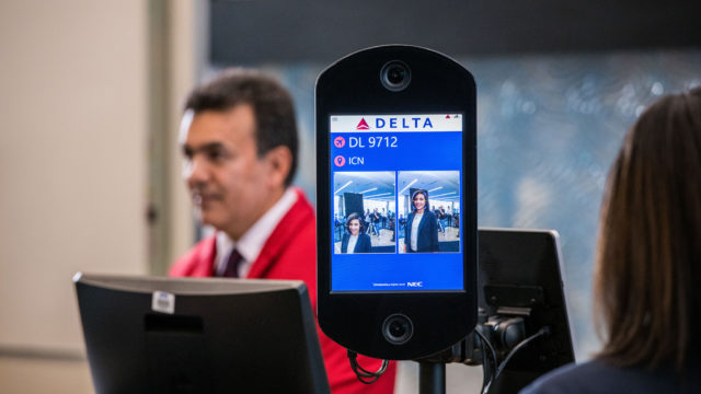 Delta Air Lines, primera aerolínea estadounidense en utilizar reconocimiento facial en pasajeros