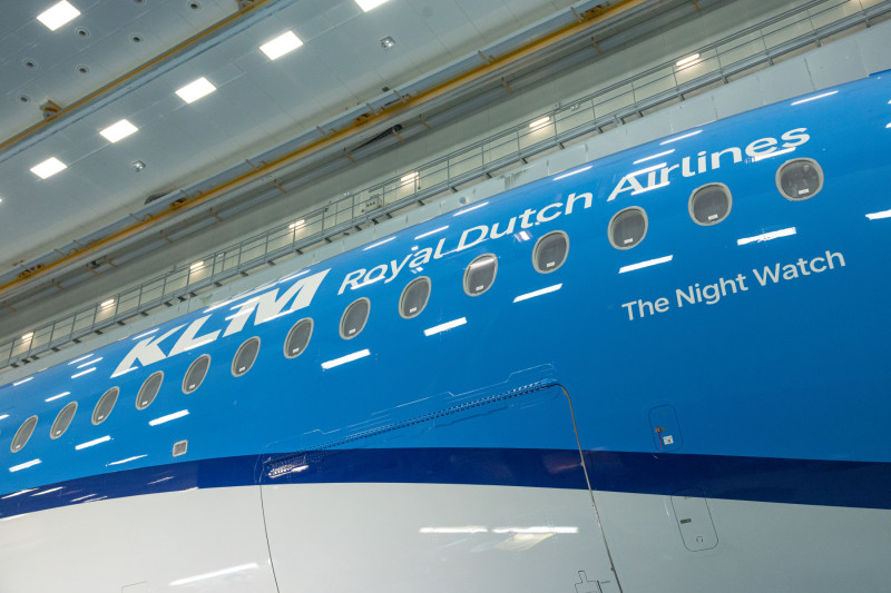 KLM presenta iniciativa para promover el arte neerlandés entre sus pasajeros