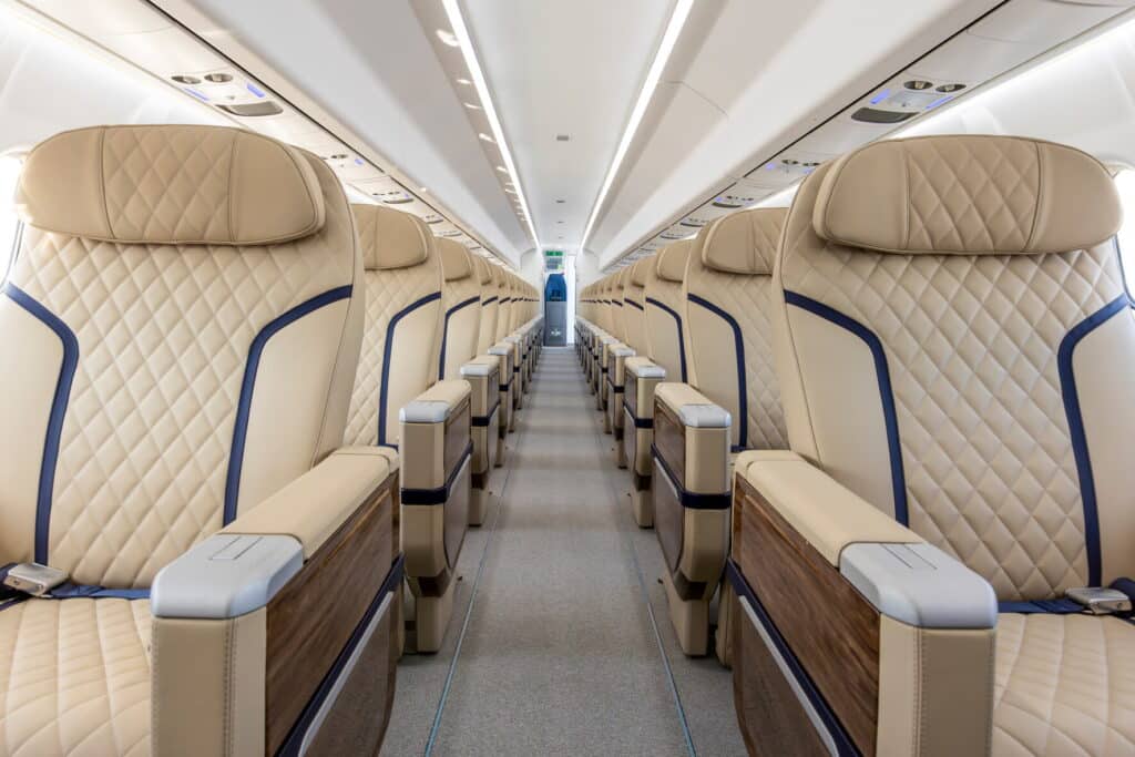 Berjaya Air recibe el primer ATR 72-600 con configuración HighLine