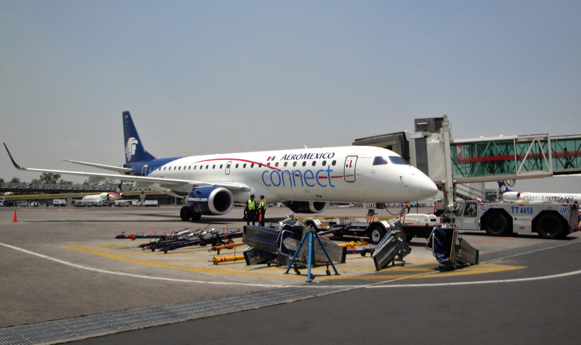 Vuelo AM874: Posturas