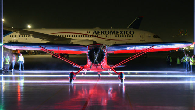 La nostalgia de los 30’s: Aeroméxico recupera el primer avión de su flota