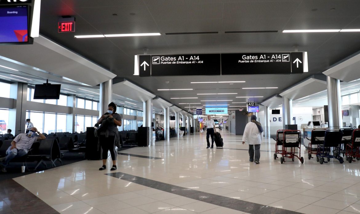 TSA confisca un número récord de armas en 2022