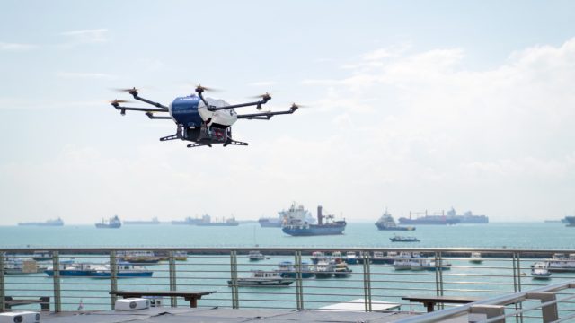 FAA propone nueva regulación para operaciones de drones