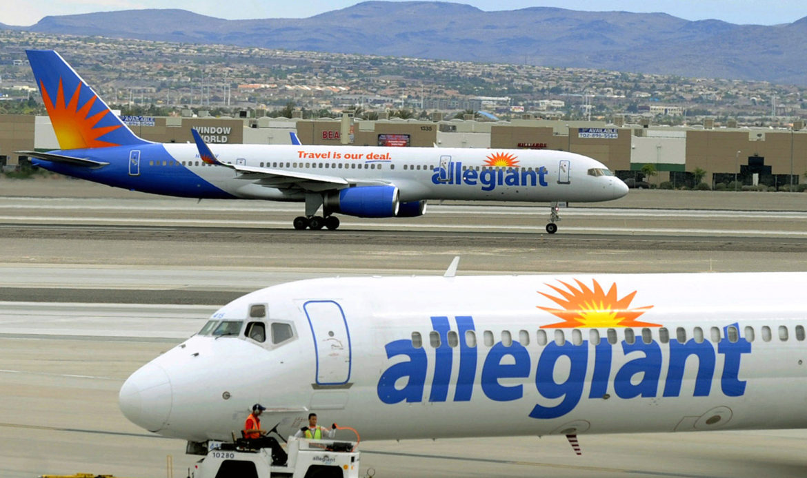 Autoriza COFECE alianza comercial entre Viva Aerobus y Allegiant