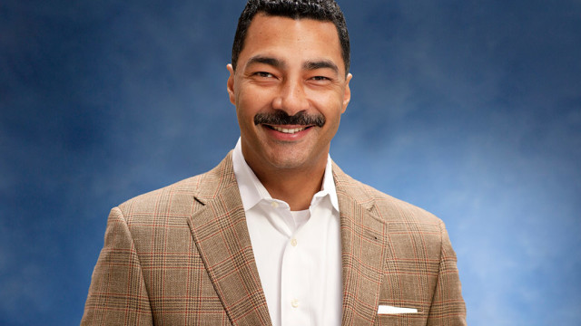 Brett J. Hart es nombrado CEO interino de United Airlines; el Presidente y CEO, Oscar Muñoz, se encuentra de licencia médica