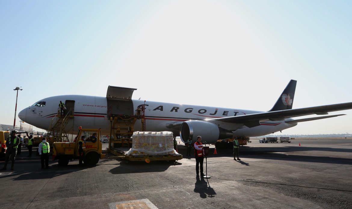 México y Estados Unidos acuerdan medidas para fortalecer el transporte aéreo bilateral