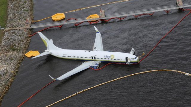 Comienza investigación tras excursión de pista de 737 de Miami Air