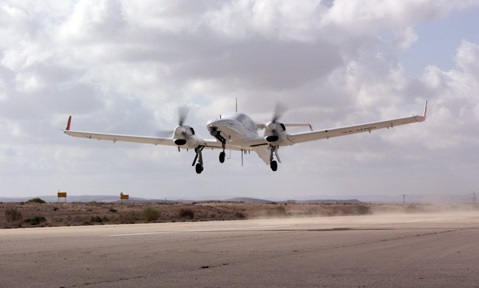 Funcionario de PGR despide pilotos para vender sus plazas