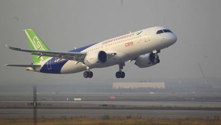 COMAC C919 continúa vuelos de prueba