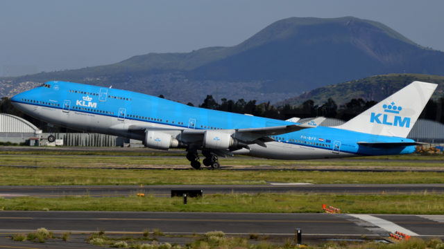 Cenizas volcánicas en Ciudad de México provocan que vuelo de KLM regrese Amsterdam
