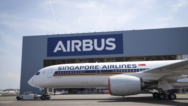 Primer A350 de Ultra Largo Alcance sale de hangar de pintura