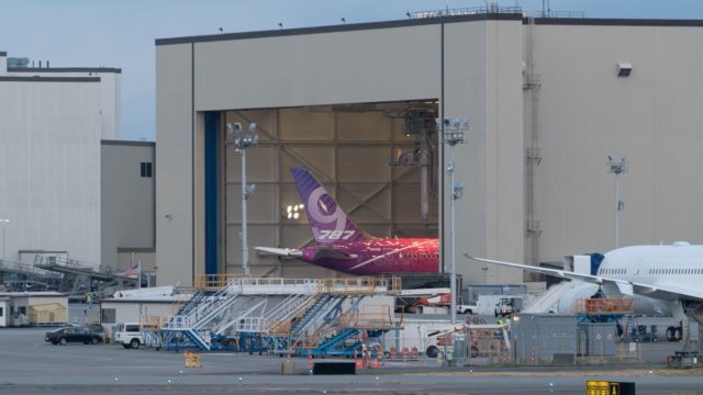 Boeing presenta livery «Dreams Take Flight»
