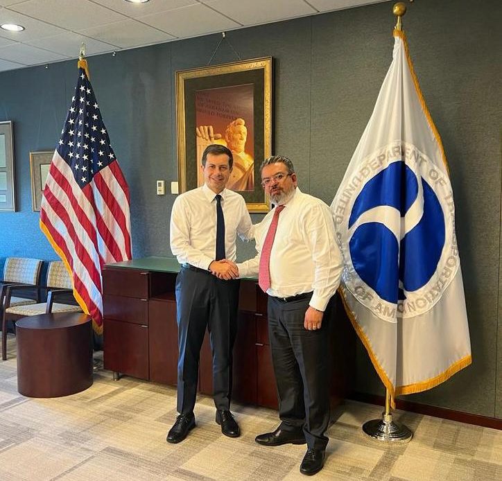 México y Estados Unidos realizan reunión de trabajo en materia de aviación y transporte