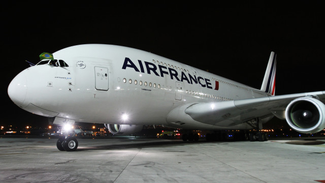 Primer vuelo comercial del A380 a Río de Janeiro