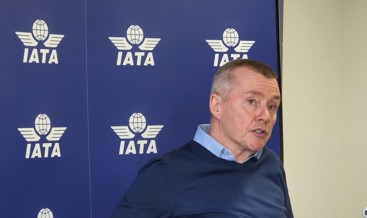 Aerolíneas militares generalmente obedecen a una agenda política: IATA