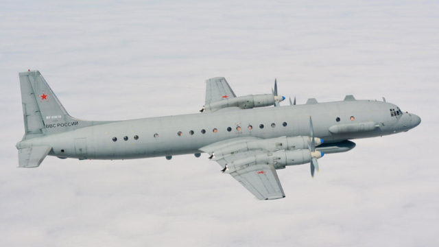 Siria derriba IL-20 de Rusia