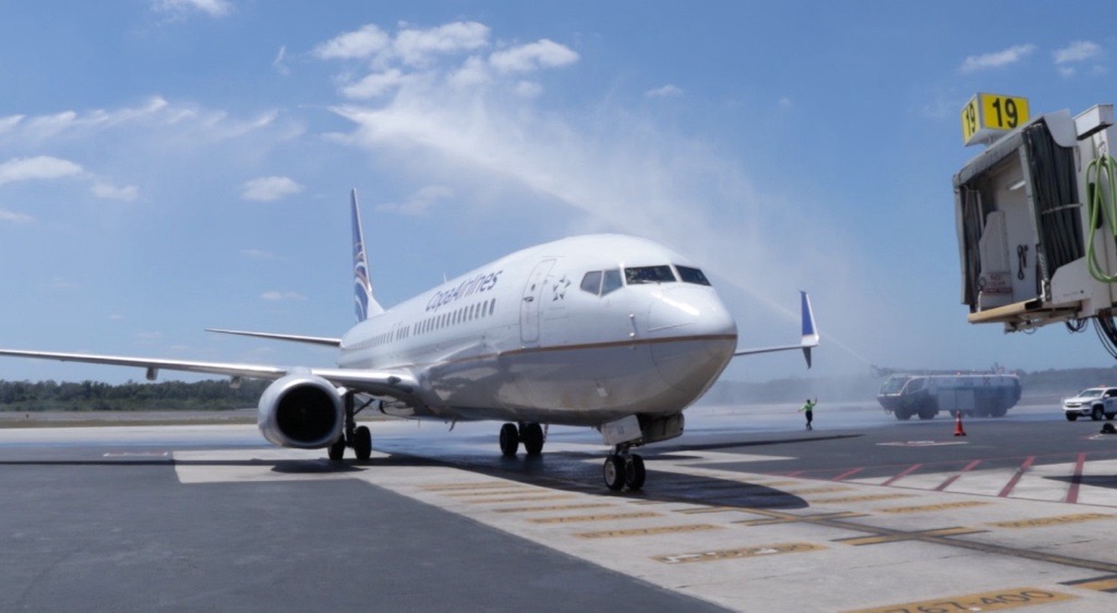 Copa Airlines celebra 25 años de conectar Cancún con América Latina