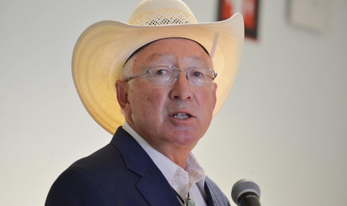 Reconoce Volaris decisión de la FAA y declaraciones del Embajador Ken Salaz