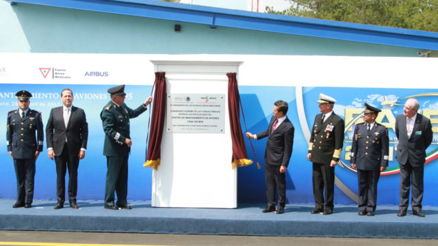El Presidente de México Inaugura el nuevo Centro de Mantenimiento de aviones Airbus C295