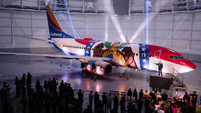 Southwest presenta su avión Missouri One