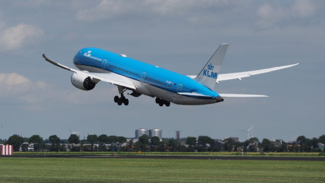 KLM presenta programa de verano con más de 160 destinos