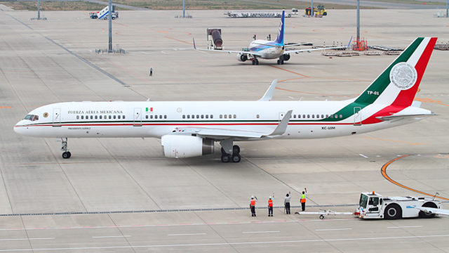 INDEP convoca subasta para vender 19 aviones del Gobierno de México, incluido el TP-02