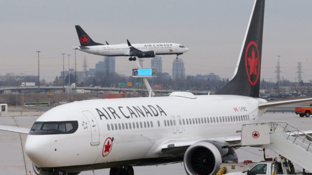 Air Canada reinicia gradualmente operaciones tras acuerdo con sobrecargos