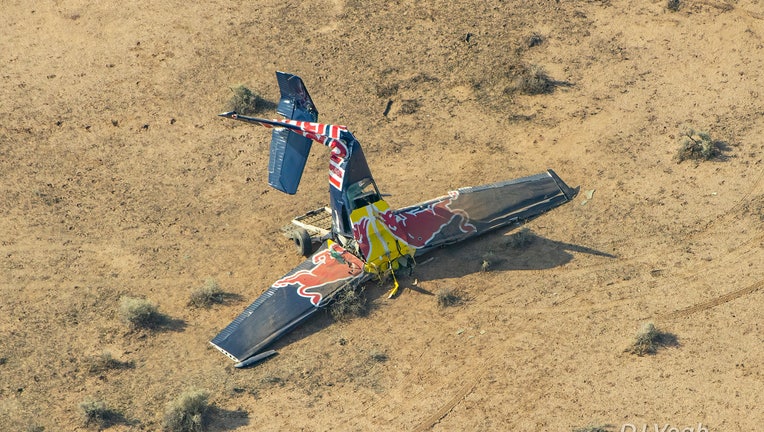 Falla Red Bull en realizar el primer cambio de pilotos en aeronaves en vuelo