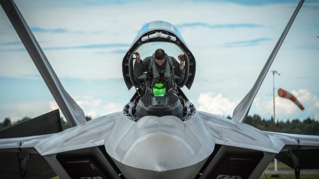 F-22 Raptor se estrella en Florida