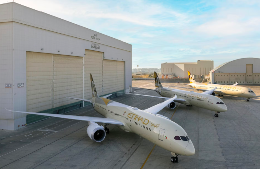 Etihad Airways recibe tres Boeing 787-9
