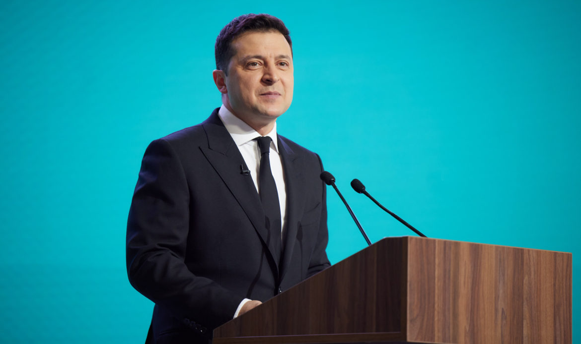 Lanzará Ucrania nueva aerolínea bandera