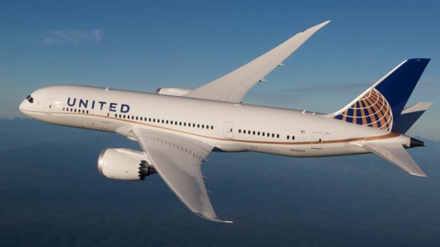 Sindicato de pilotos de United Airlines autoriza medidas voluntarias para mitigar despidos