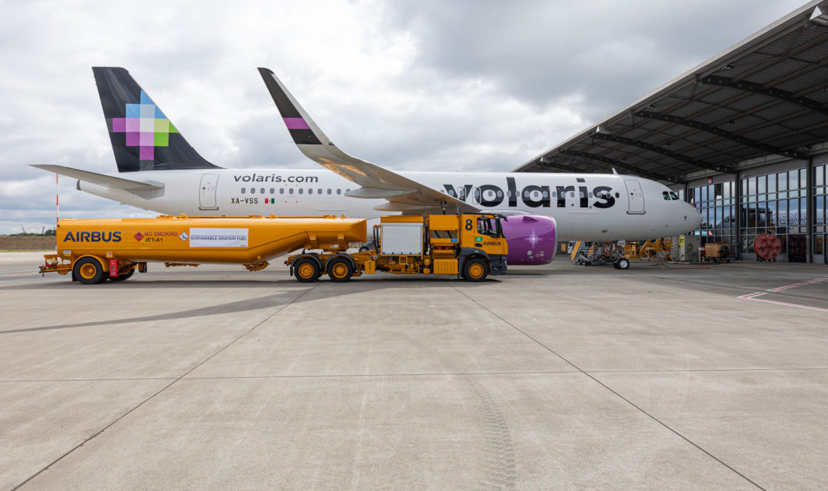 Volaris realiza primer vuelo con combustible sustentable