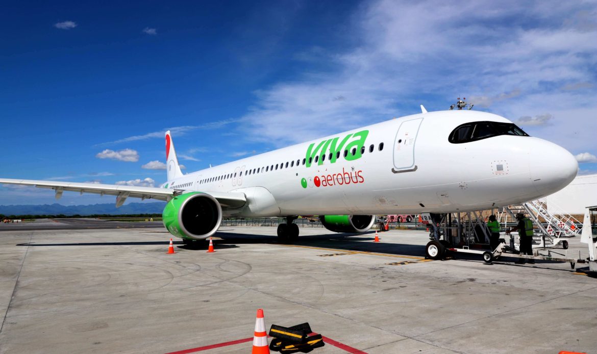 Activan protocolo de seguridad por reporte de amenaza en vuelo de Viva en el AICM