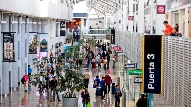 Ajusta el AICM Tarifa de Uso de Aeropuerto (TUA)