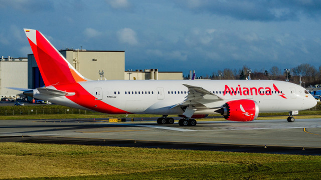 Avianca inicia operaciones a Europa con B787
