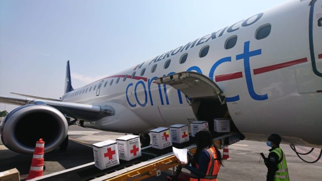 Grupo Aeroméxico apoya al combate del COVID-19 con el traslado de equipo en el país