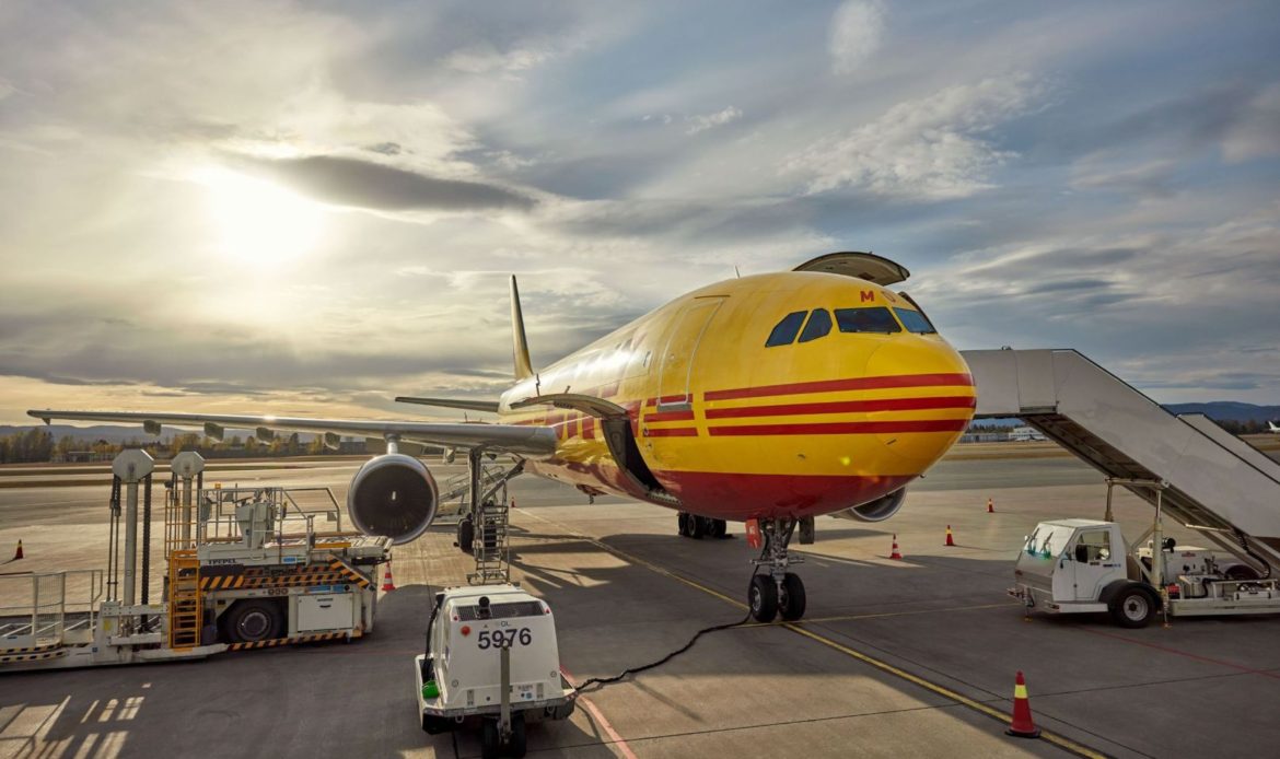 Clientes de DHL ahora podrán elegir usar SAF en sus envíos