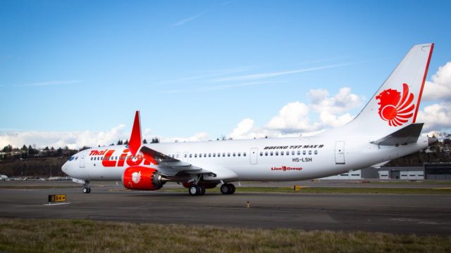Pilotos de JT610 revisaron manual mientras 737 MAX caía