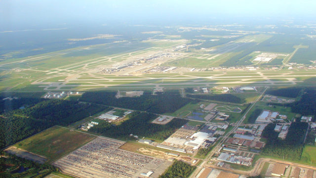 American Airlines abre centro de mantenimiento en Houston