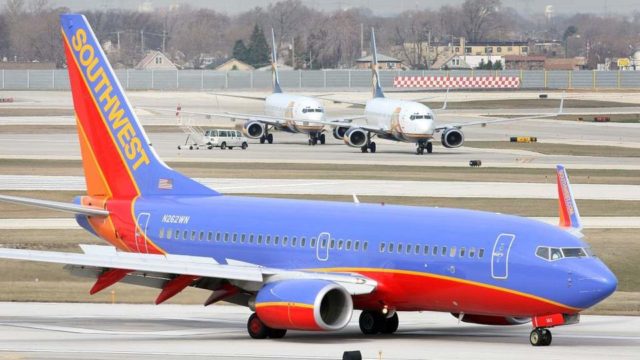 Persona pierde la vida al ser golpeada por un B737 de Southwest