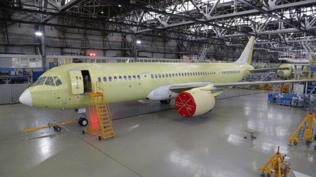 Irkut finaliza construcción de segundo MC-21-300