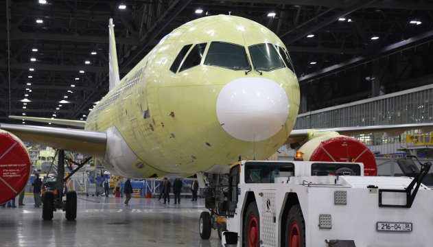Se demora producción de MC-21 por sanciones de Estados Unidos