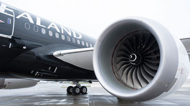 Corrosión en motores de 787 causa cancelaciones en varias aerolíneas
