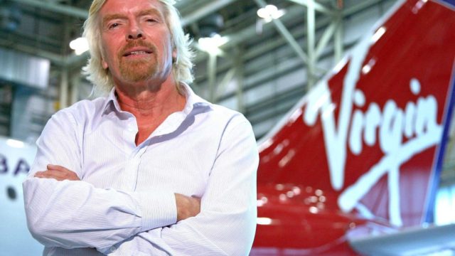 «Le rogaría a la gente que no deje de volar porque la industria de las aerolíneas podría paralizarse rápidamente»: Sir Richard Branson