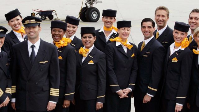 Lufthansa contratará a 8 mil nuevos empleados en 2018